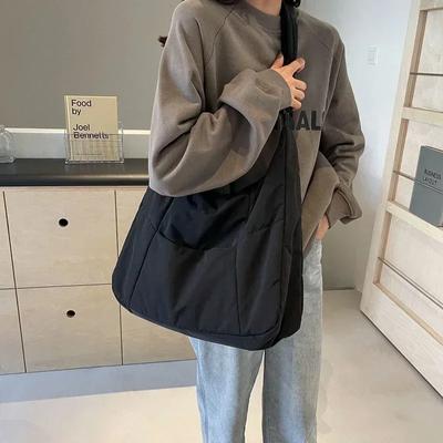 High-quality Solid Color Large Capacity Shoulder Bag Multifunctional Nylon Large Capacity Shoulder Bag Casual Classic
