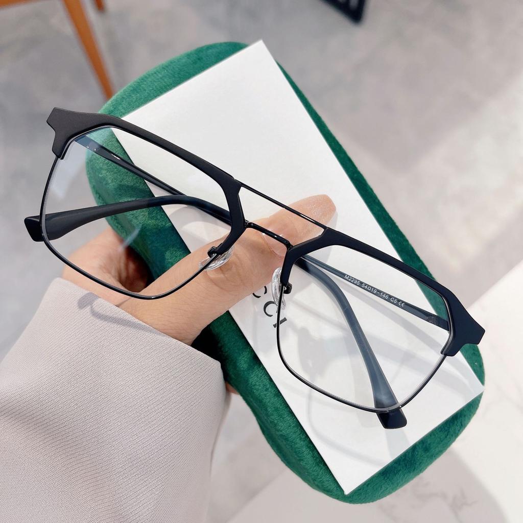 New Ultra-light Half-frame Anti-blue Light Flat Mirror for Men, Cool and Handsome Glasses, Double Beam, Large Frame, Black Warrior Glasses Frame