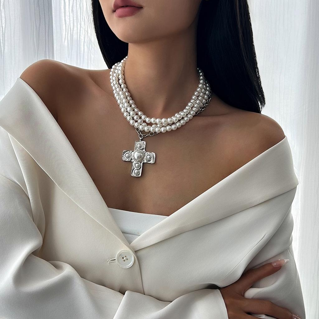 Tooxika Breezy Cross Alloy Pendant Chain French Elegant Pearl Beaded Necklace