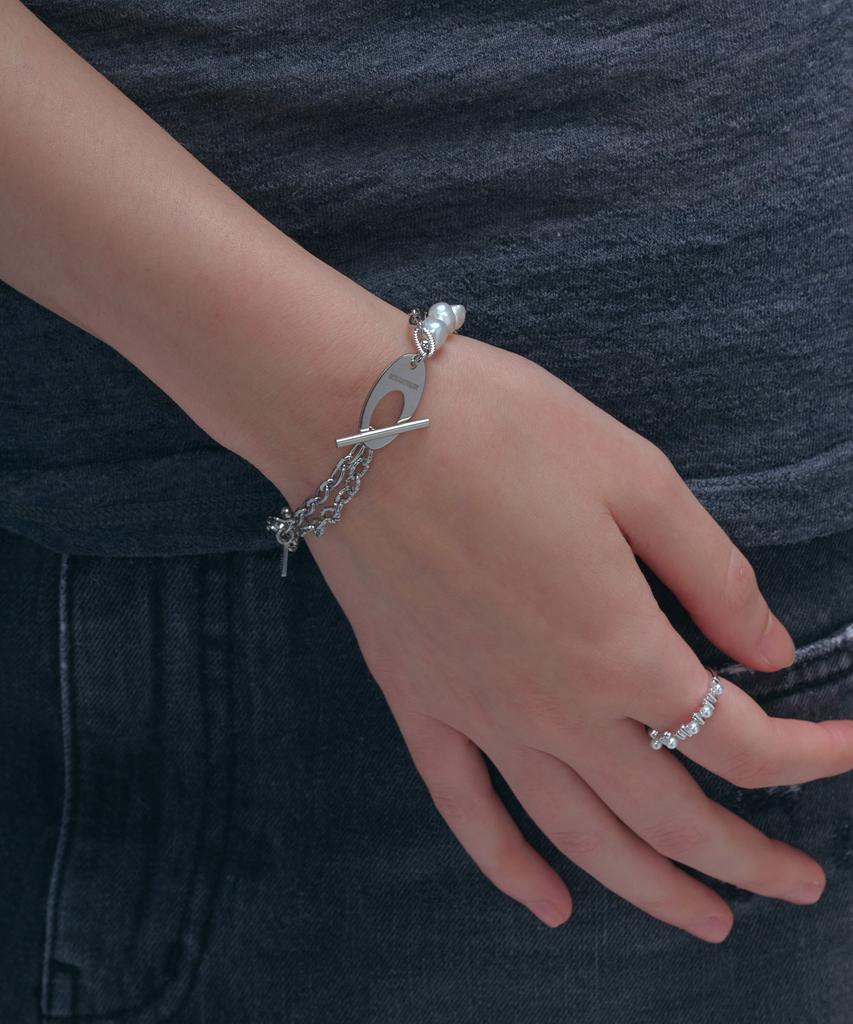 Romantinuer Sn.171 Layered Pearl Toggle Bracelet