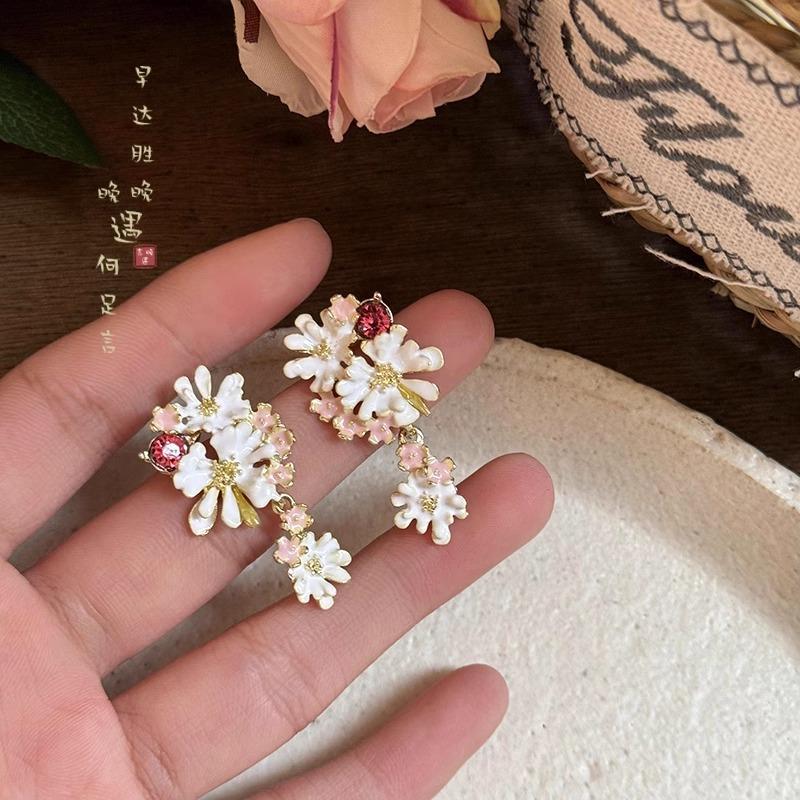 Fresia~ Flower Drip Glaze Earrings Women's New Niche Design Stud Earrings Temperament Sweet Earrings