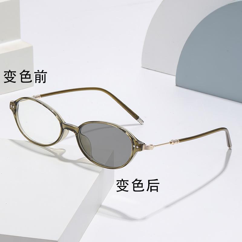 New Japanese small oval myopia glasses frame trendy girl literary femininity flat mirror holder can be matched with degree myopia