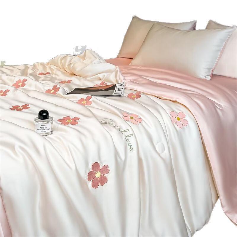 mling Luxury Ice Silk Summer Quilt Four-Piece Set
