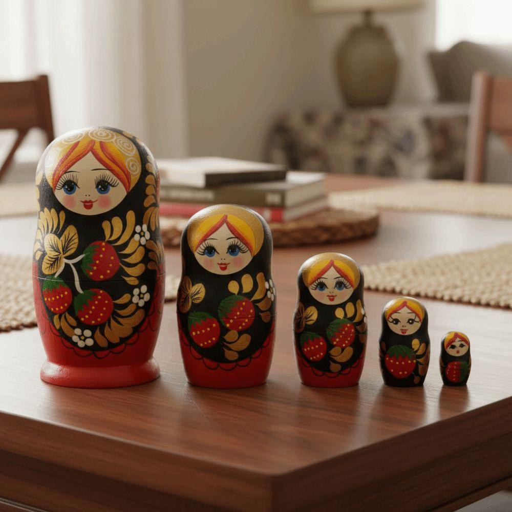 Strawberry Girls Matryoshka Doll 5 Layers Russian Nesting Doll Classic Nesting Dolls Birthday Gift