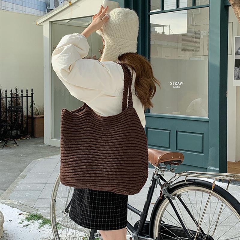 Retro Knitted Handbag for Women Autumn Winter New Design Solid Color Knitted Bag Large Capacity Travel Shoulder Bag CLE