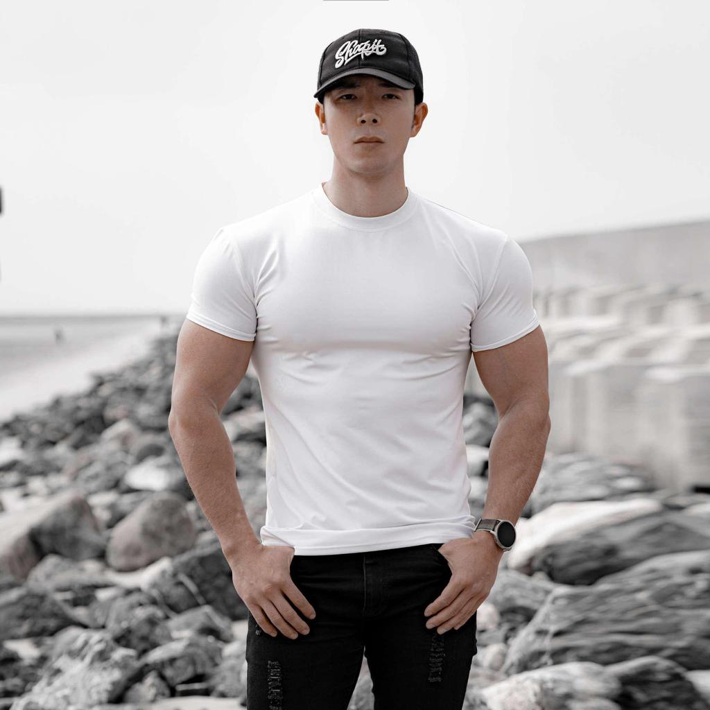 Men's Quick-Dry Short Sleeve Slim Fit Tee for Spring & Summer Sports Fitness