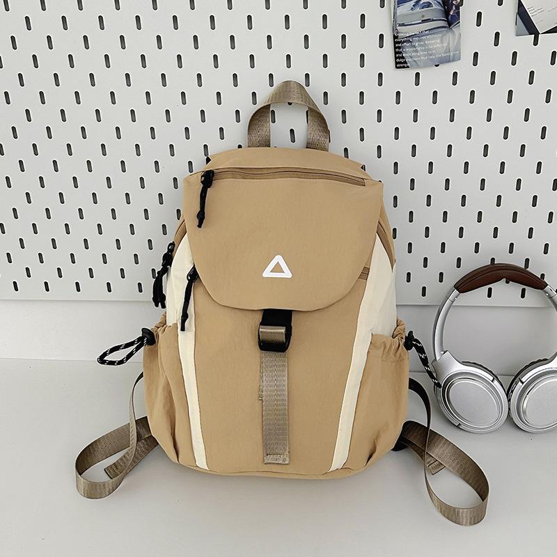 

Versatile Nylon Outdoor Backpack - Trendy, Lightweight, Zipper & Buckle Design for Sports or Student Use