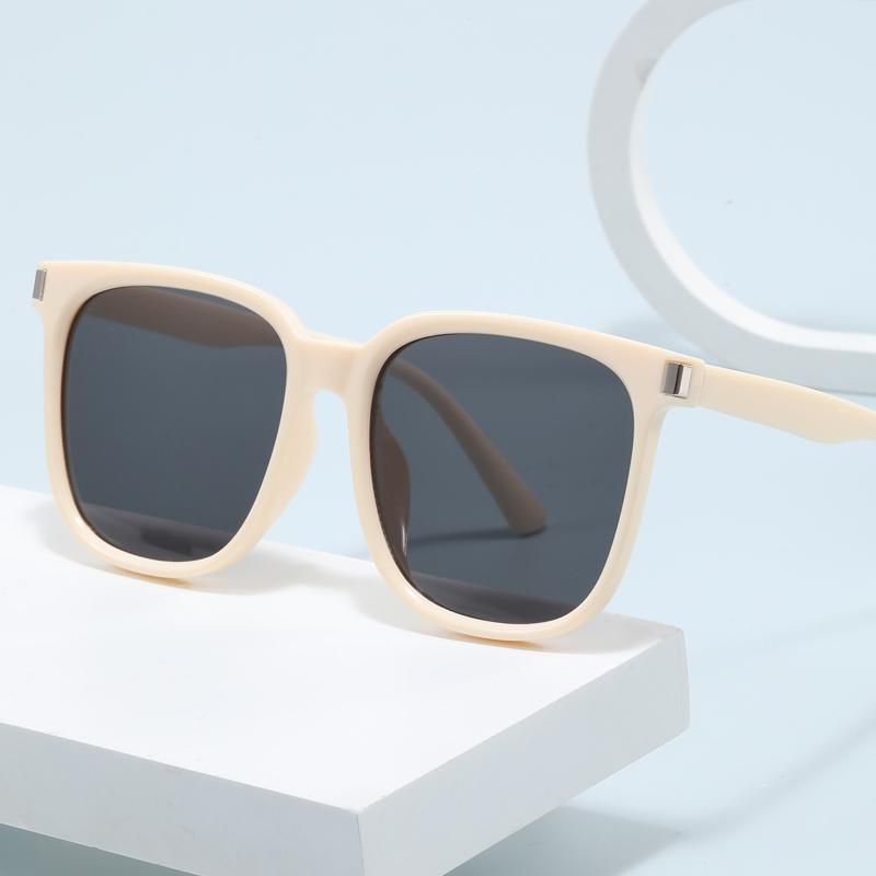 8pcs UV Resistant Oversize Sunglasses Set Women Luxury Square Retro Style Rectangular Frame Unisex Personalized Glasses