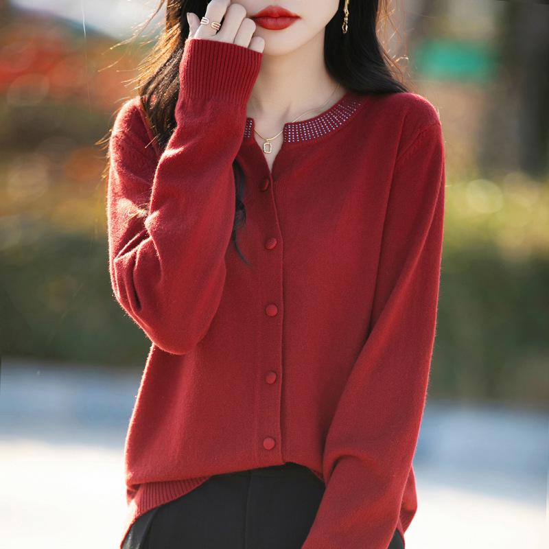 2025 Spring Women's Round Neck Velvet Cardigan Sweater