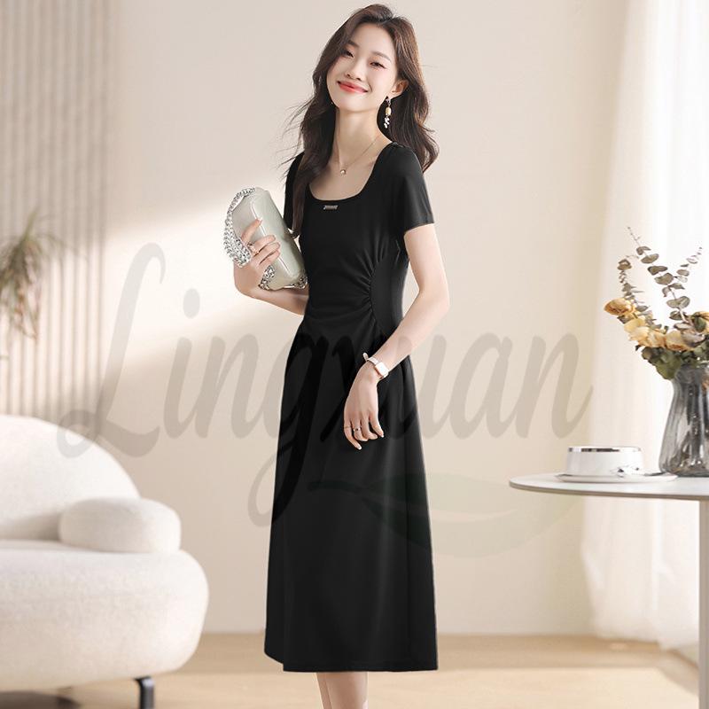 Elegant Green Square Neck Tea Break Dress: Short-Sleeved, Waist-Cinching, High-Class Summer Arrival