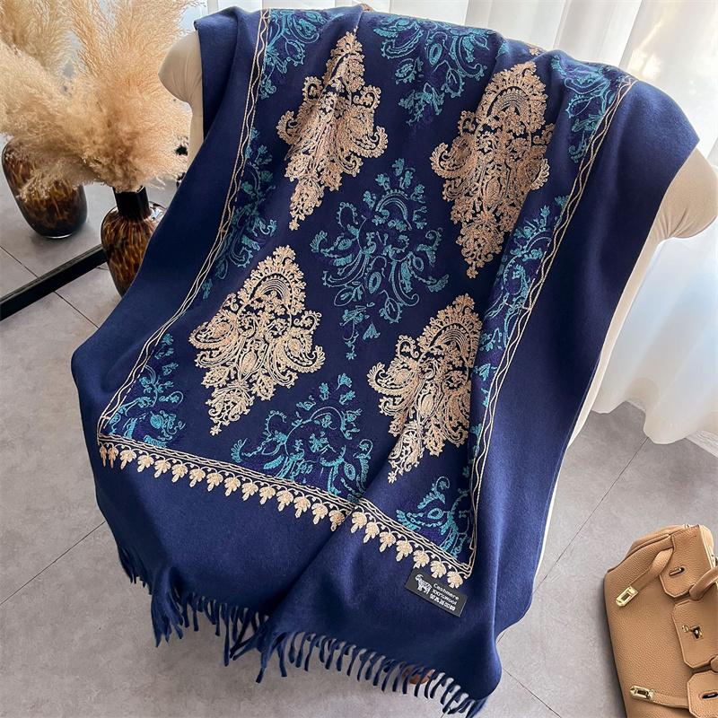 Luxury Thick Warm Shawl Winter Paisley Pashmina Blanket Poncho Stoles Print Cashmere Scarf Women Travel Wraps Bufanda Female
