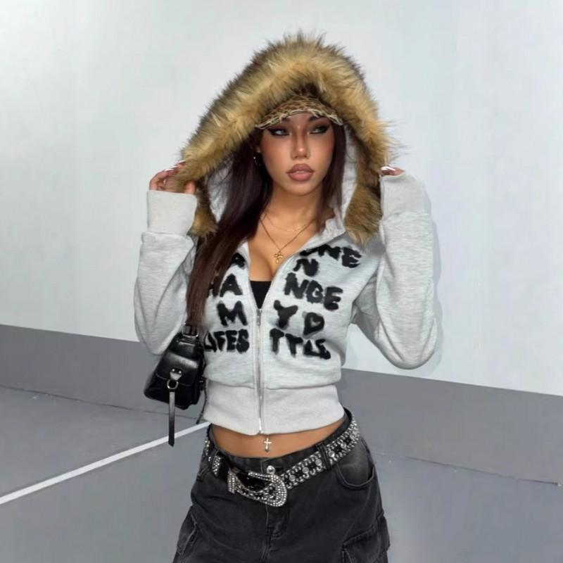 Sweat à capuche oversize court pour femme avec bordure marron pelucheuse Streetwear Pull