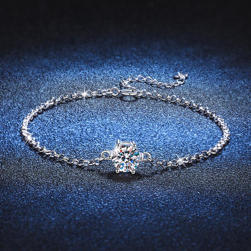 Moissanite 925 Silver Women's Bracelet, Six-Prong INS Style, Light Luxury, Exquisite Craftsmanship.
