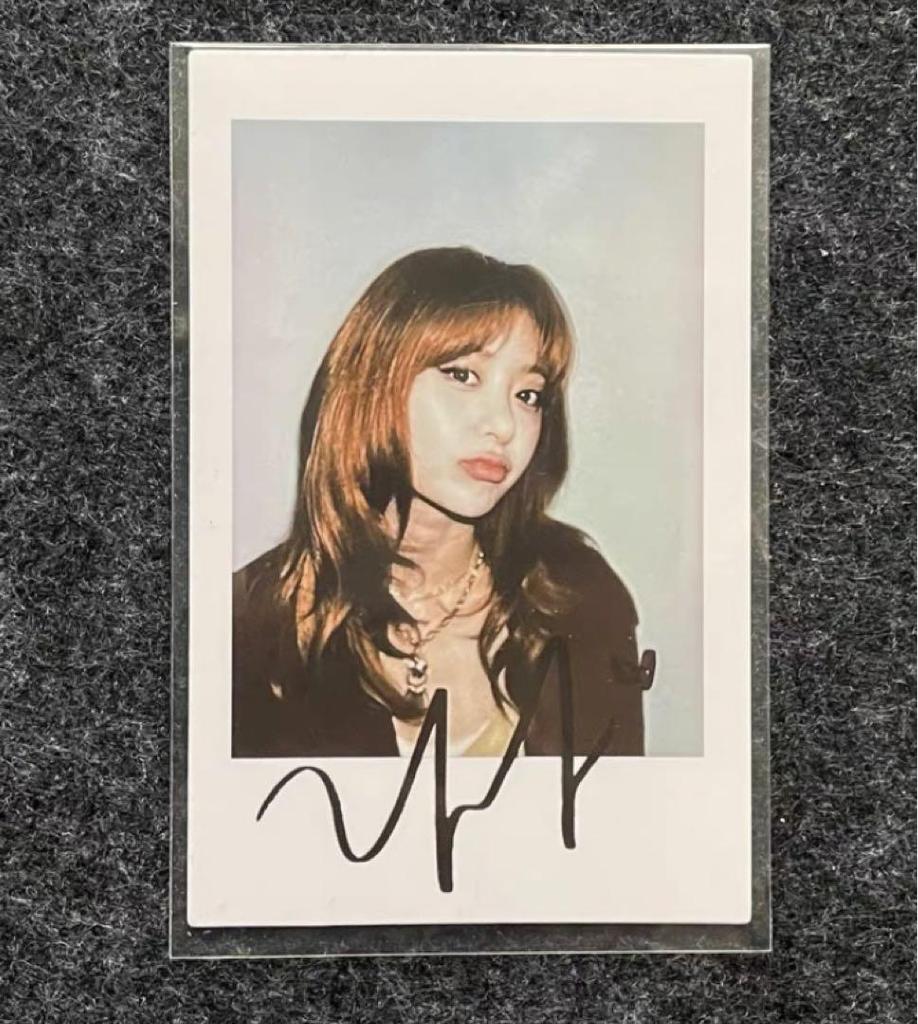 [USED] LESSERAFIM Yunjin China idoustage3.0 Instax Trading Card