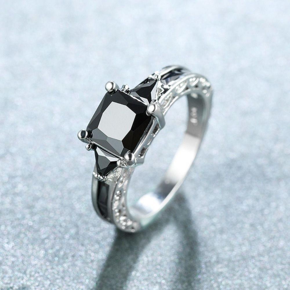 Luxury Black Red Zircon Ring Exquisite Engagement Ring Wedding Jewelry Gemstones Stone Ring  Girls