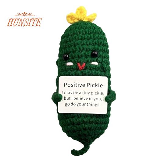 

Забавная позитивная вязаная кукла с овощами, мини-улыбающаяся кукла из зеленого огурца, сотканная вручную темно-зеленого