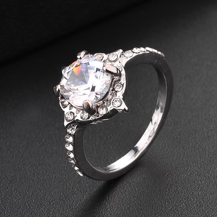 Elegant Rhinestone Crystal Zircon Ring Size 9