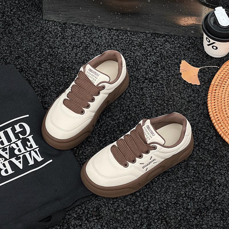 Leather thick baseplate shoes women s versatile platform bread autumn new sports and leisure shoes 35