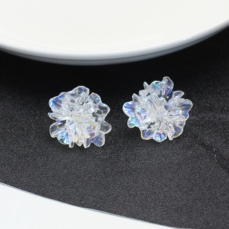 Big White Camellia Flower Stud Earring for Female Simple Sweet Acrylic Resin Ear Jewelry Wedding Best Friend Christmas Gift