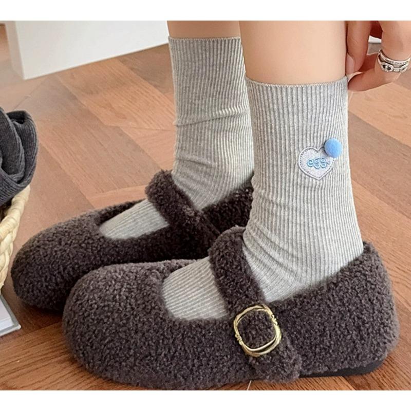 

Осенне-зимние носки до середины икры для женщин в балетном стиле Академия , милые и забавные, в форме яйца, из чистого хлопка двойной вязки с вышивкой в форме сердца 1 pair светло-серый