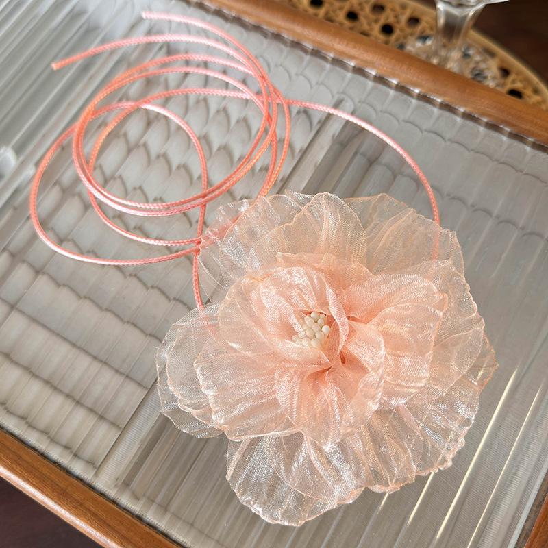 

Сітка марля квітка камелії воскова нитка намисто дівчина чисте бажання милий весна літо ремінь кольє комір аксесуари шампанського