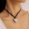 Heart Pendant Necklace Vintage  Aesthetic Love Inspired Choker New Fashion Romantic Heart Necklace for Women