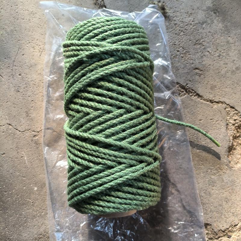 Handmade Odorless Sisal Cat Tree Rope: Vibrant, Fade-Resistant, Durable for DIY Scratching Posts
