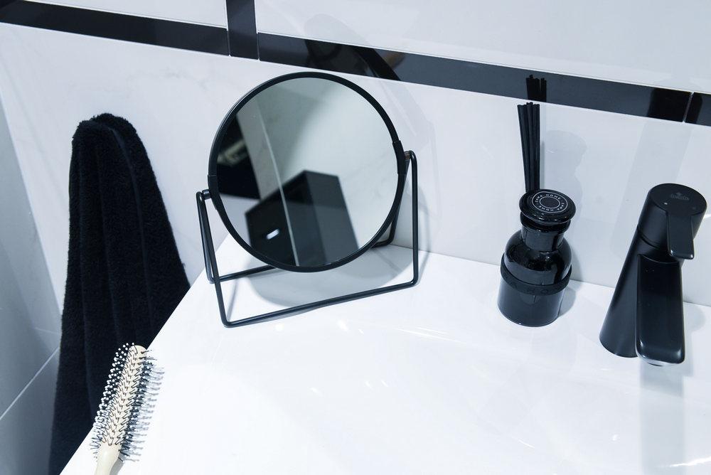 Cosmetic Mirror Magnifying 5x AWD INTERIOR 1468 Black Loft Modern