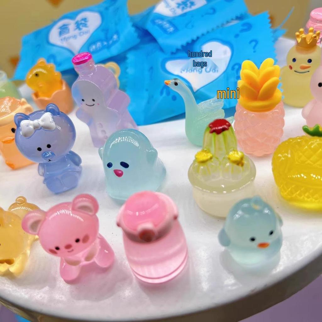 Glow-in-the-Dark Mini Animal Diorama Toy