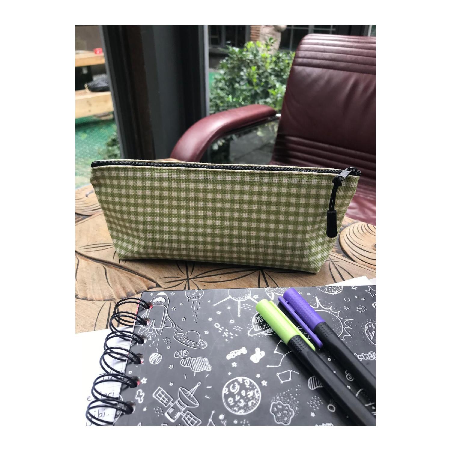 

Gingham Canvas Cloth Pen Holder
