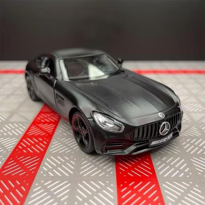 AAN1 1:36 Mercedes-Benz CLS63 C63S AMG Coupe Alloy Sports Car Model Diecasts Metal Vehicles Car Model Simulation Collection Kids Gift