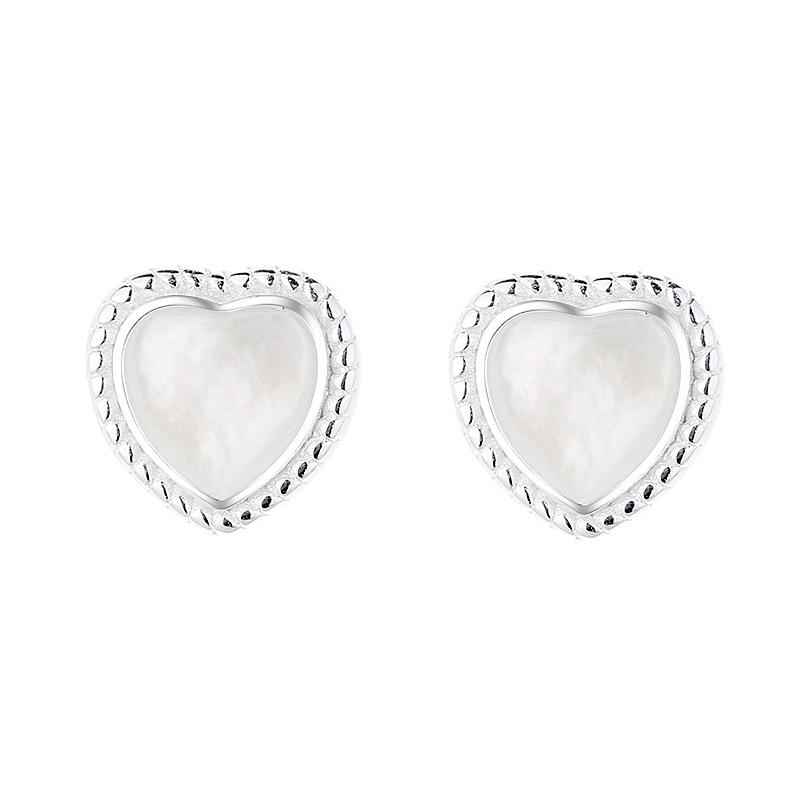 Earrings Niche Design High-end Sense Small Shell Love Stud Earrings French Earrings Ear Buckle Women's Earrings