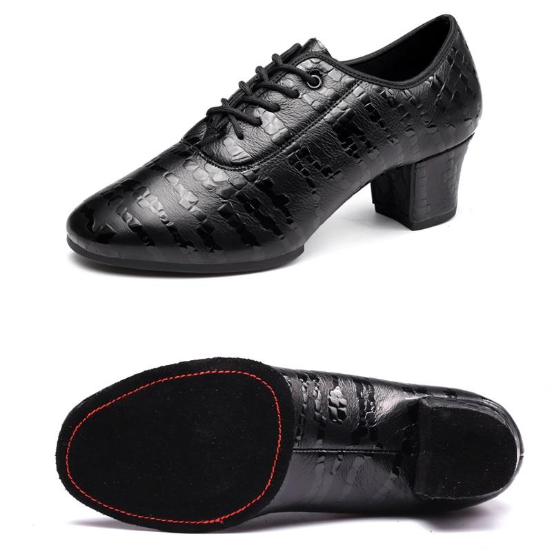 Women Water Grass Grain Leather Latin Dance Shoes Square Lace Round Toe Soft Soled Dance Shoes Breathable Social Dance Modern