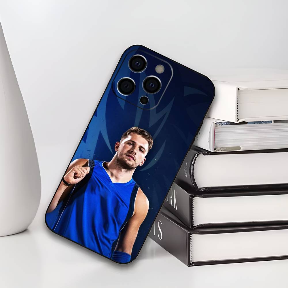 L-Luka D-Doncic 77 Phone Case For iPhone 17,16,15,14,13,12,11 Plus,Pro Max,XS,Soft Black Cover