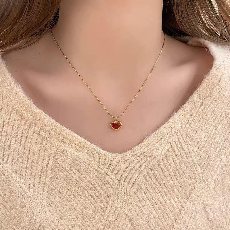 Red heart-shaped titanium steel necklace, small red heart pendant, sweet, peach heart collarbone chain, earrings, bracelet