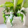 Cartoon Frogs Planter Hook Creative Resins Animal Figurine Pots Hangers Ornament for Indoor and Outdoor Plant Display