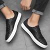 Fashion Men Sneakers Genuine Leather Shoes High Quality Outdoor Flats Man Comfortable White Shoes Men Non-slip Rubber Men Casual Loafers
