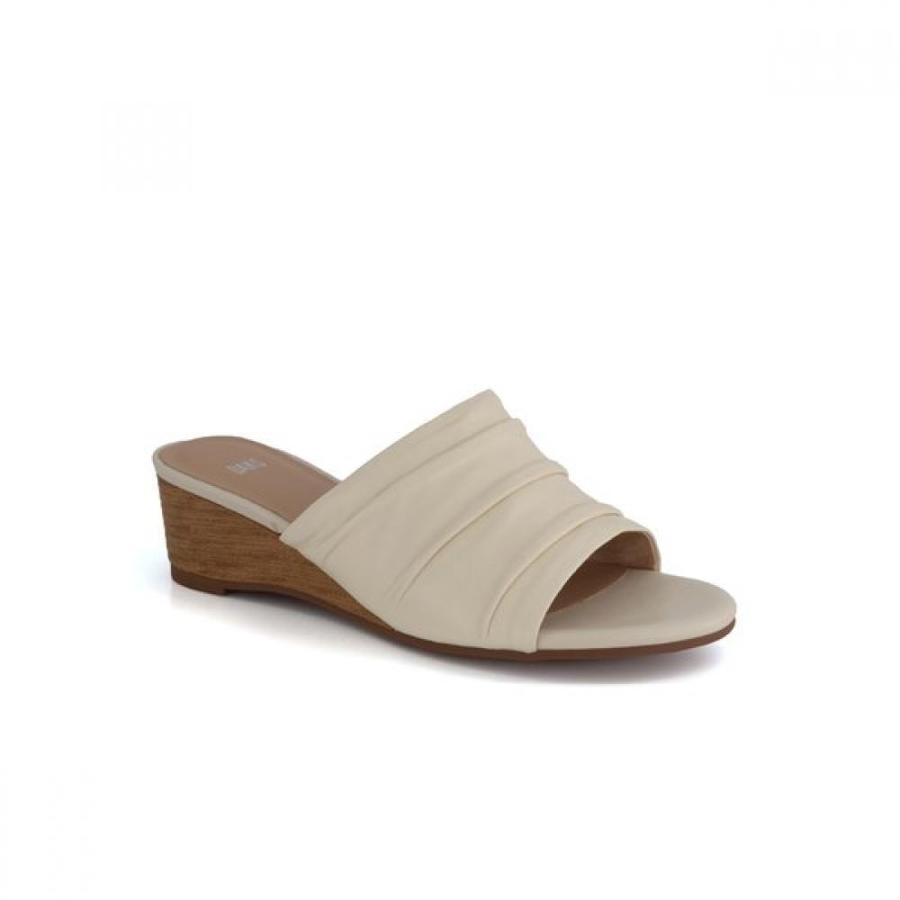 

Daks Women 5cm Comfort Wedge Mule Slipper Ivory Drd601ls35 225/IVORY (LS35)