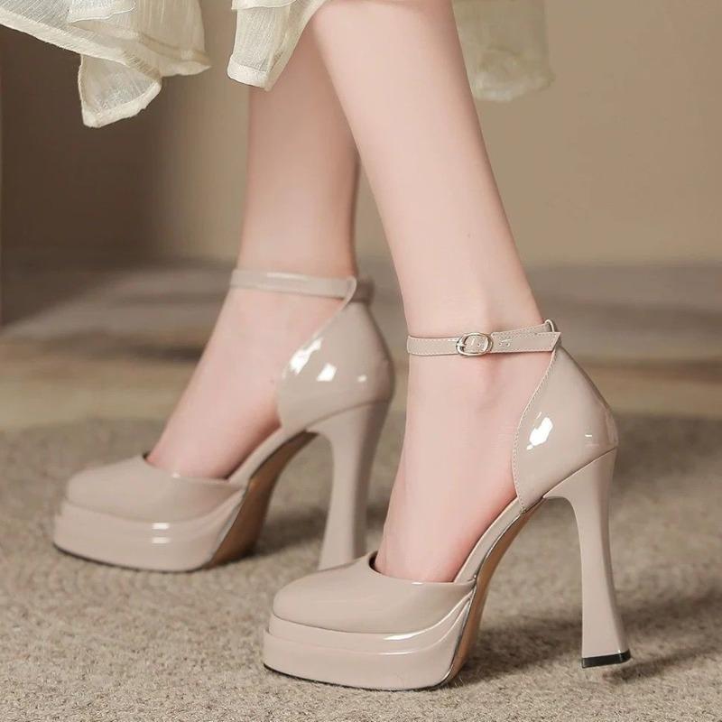 

Мода Высокие Каблуки Женские Сандалии на Платформе Модные Туфли с Пряжкой 2025 Элегантные Массивные Шлепанцы Летние Туфли-Лодочки Кожаные Платье Сандалии Женские 35