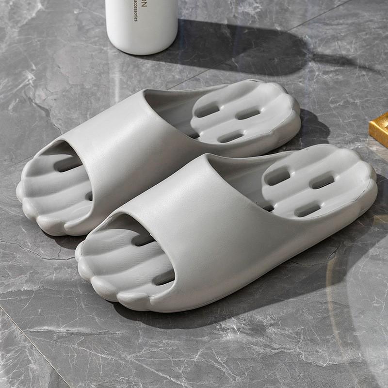 EVA Non-Slip Odor-Resistant Bath Slippers - Unisex, Hollow Design for Home, Hotel, or Bathroom.