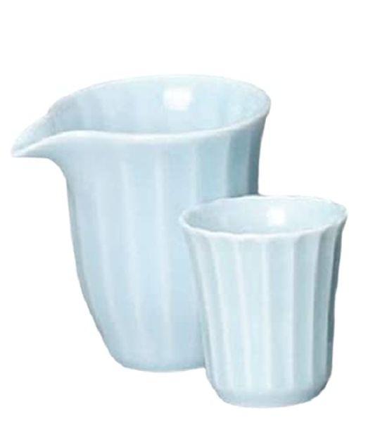 

Sake Set Tokkuri Ochoko Set x x 330ml Blue and White Porcelain Cold Sake Set Ceramic Mino Ware Cold Sake Sake Ale-net 11.3 8.8 H10.4cm