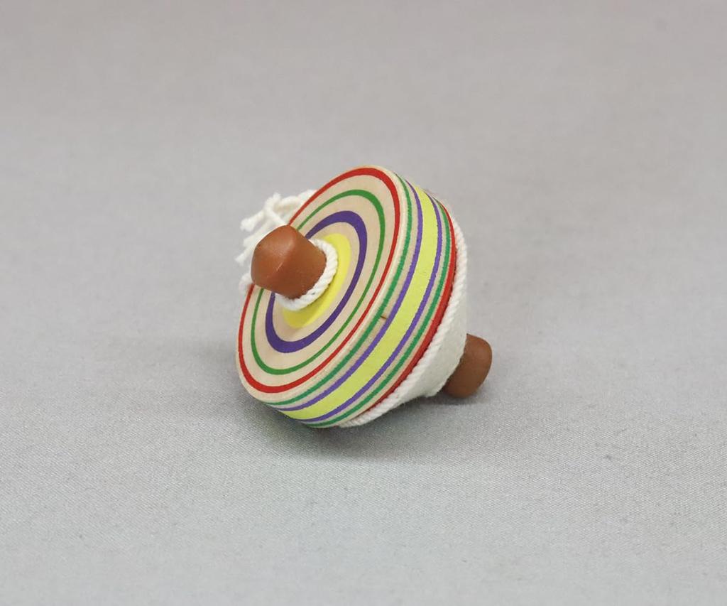Mini Mini Traditional Japanese Wooden Folk Spinning Tops, Set of 10, for Commercial Use