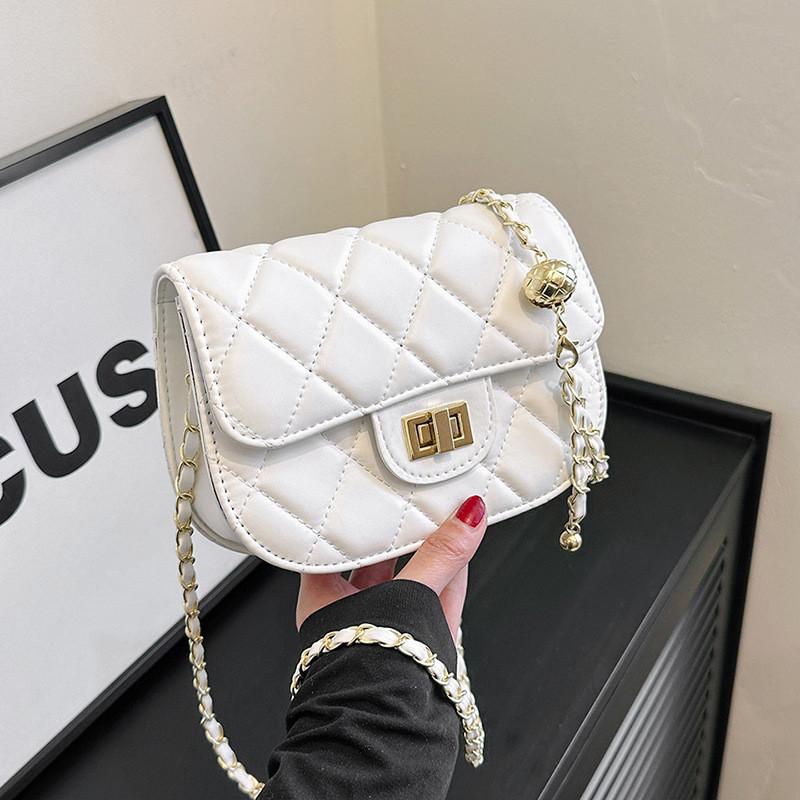 2024 New Women's Bag Casual Texture Solid Color Diamond Chain Small Bag Women's Fashion Shoulder Crossbody Small Square Bag Trendy Black