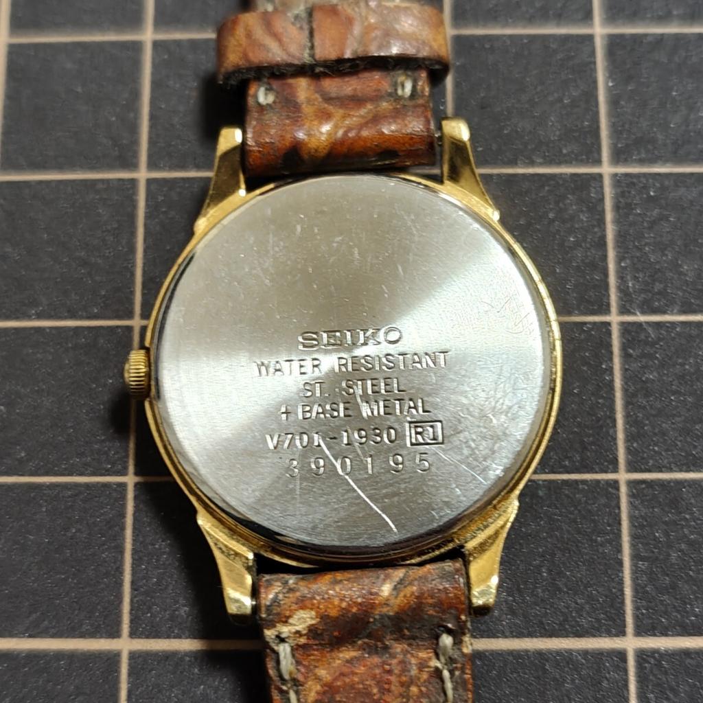 SEIKO Quartz Gold Wristwatch V701-1930 K26