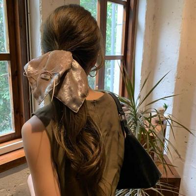 Accessoires – Schals & Tücher