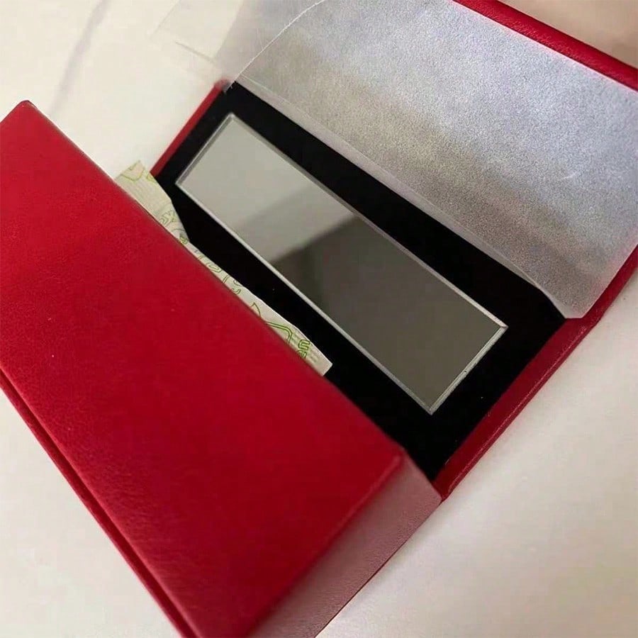 Yves  Portable Ladies' Lipstick Case