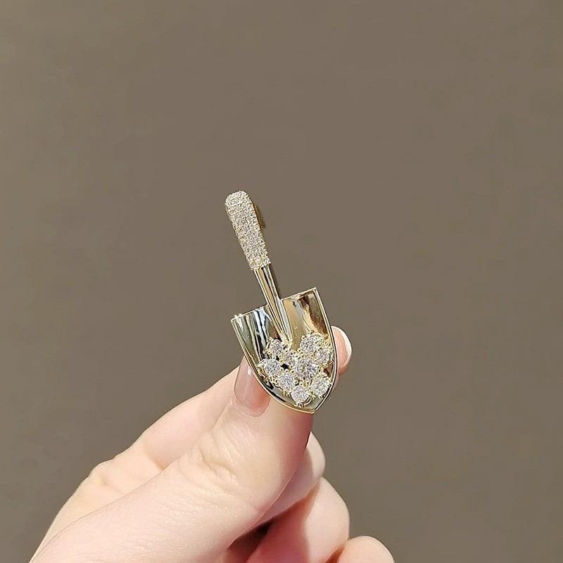 New Alloy Brooch High-end Niche Women's Peony High-end Pin Coat Suit High-end Versatile Brooch