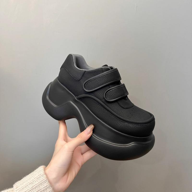 

Retro thick-soled small leather shoes women s 2024 autumn new Velcro casual height-increasing muffin shoes small single shoes tide 35 чёрный