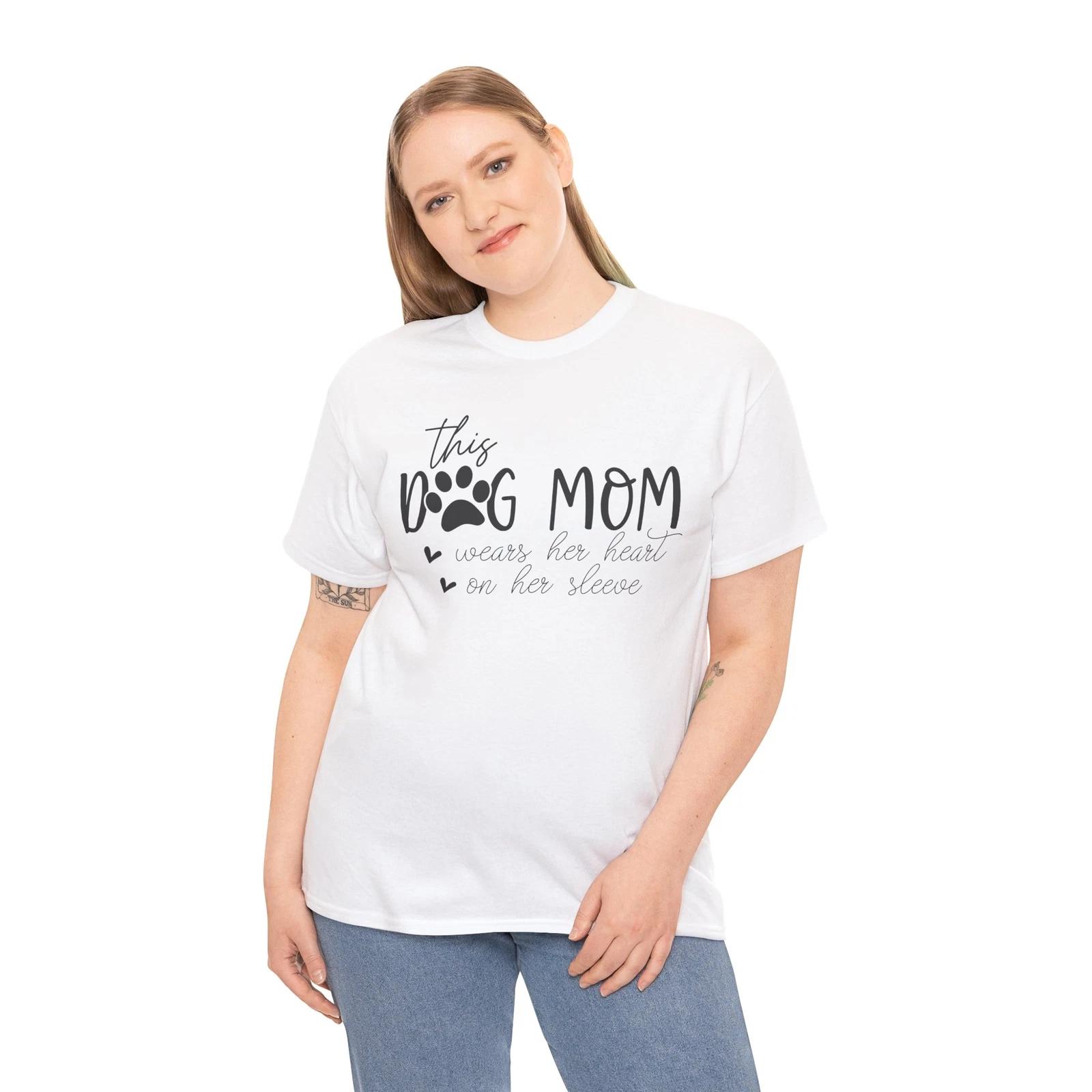 Best Dog Mom Ever T-Shirt – Funny Puppy Lover Paw Print Graphic Tee | Dog Shirt L