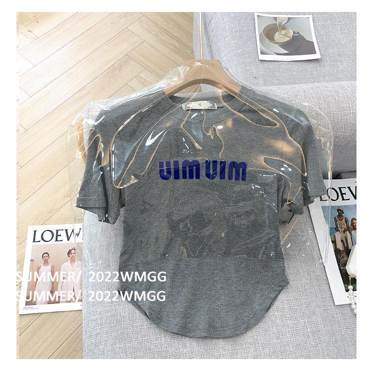T-shirt Estiva da Donna a Maniche Corte con Orlo Arrotondato - Stile Coreano con Stampa di Lettere